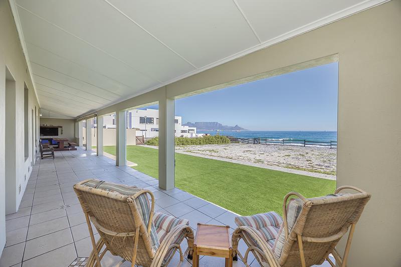 To Let 5 Bedroom Property for Rent in Bloubergstrand Western Cape